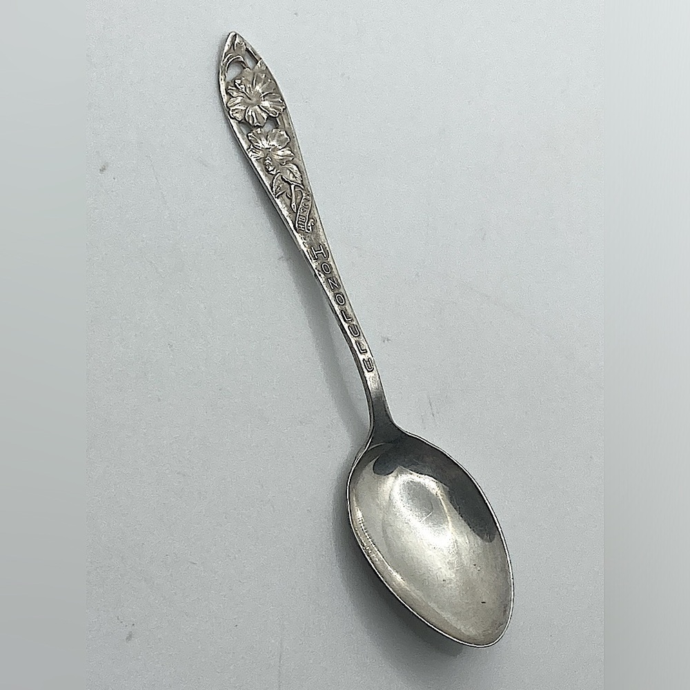 Vtg Sterling Honolulu Hawaii Hibiscus Flower Floral Souvenir Spoon / 4.1”